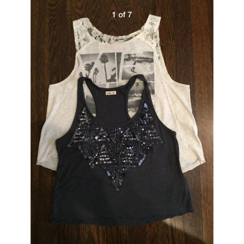Hollister Crop Top Tees Bundle (XS)